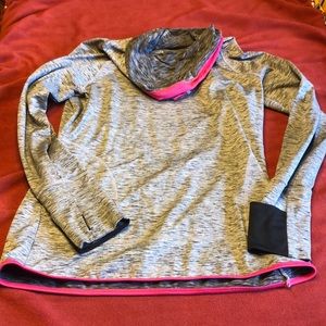 Workout sweatshirt